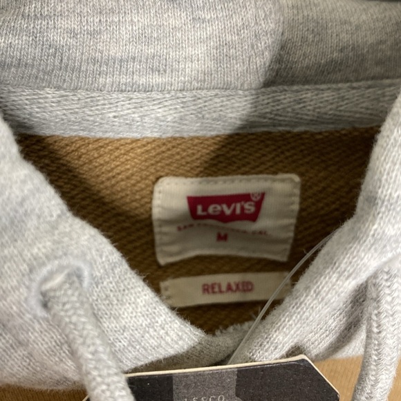 Levi's Men’s Colorblock Hoodie Size M. NWT - Picture 3 of 5